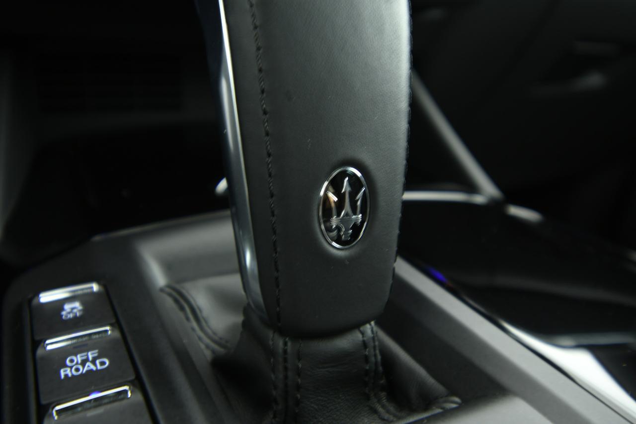 MASERATI Levante 3.0 V6 Modena 430cv auto CAMERA 360+TETTO PANO+ACC