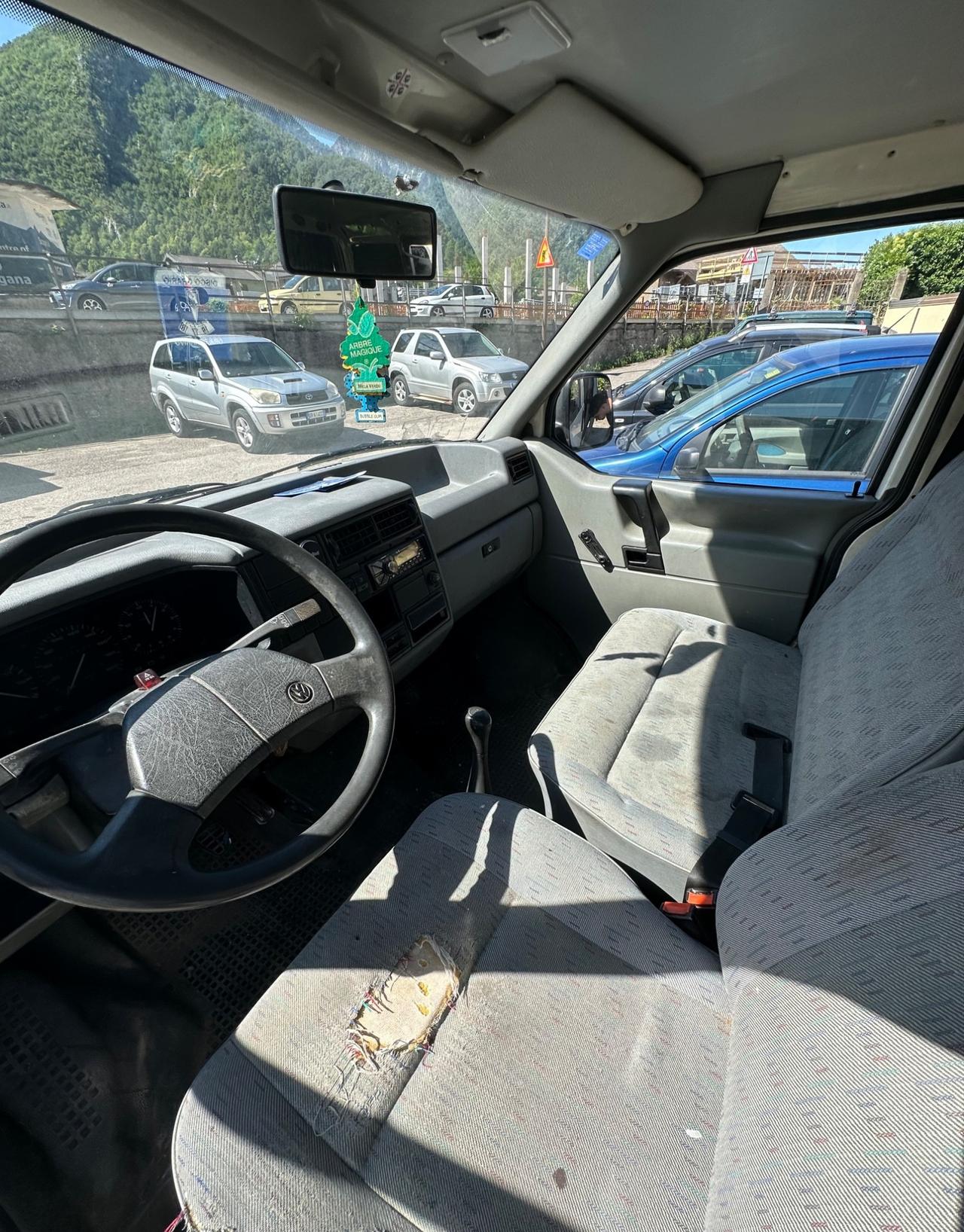 Volkswagen Transporter 2.4 D PC Furgone Vetrinato