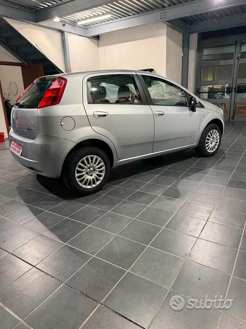 Fiat Grande Punto 1.4 5 porte - METANO - NEOPATENTAITI