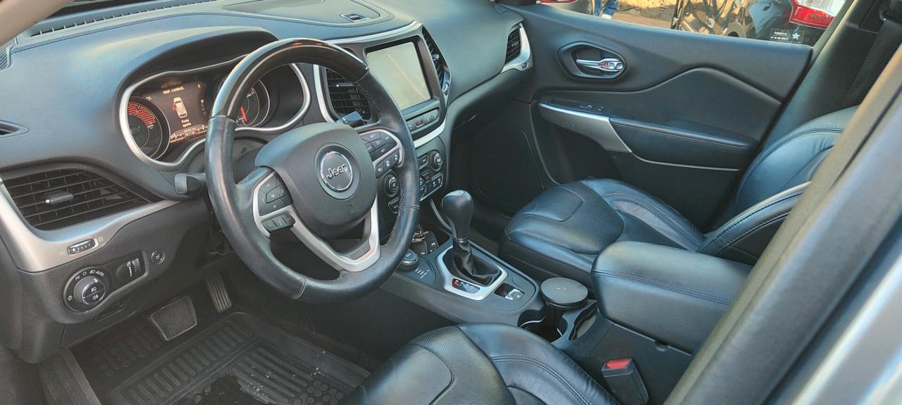 Jeep Cherokee 2.2 Mjt II 4WD Overland da vetrinaaa
