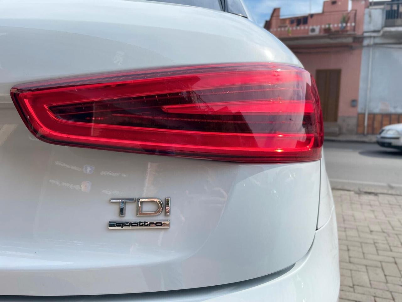 Audi Q3 2.0 TDI 177 CV quattro S tronic S-Line