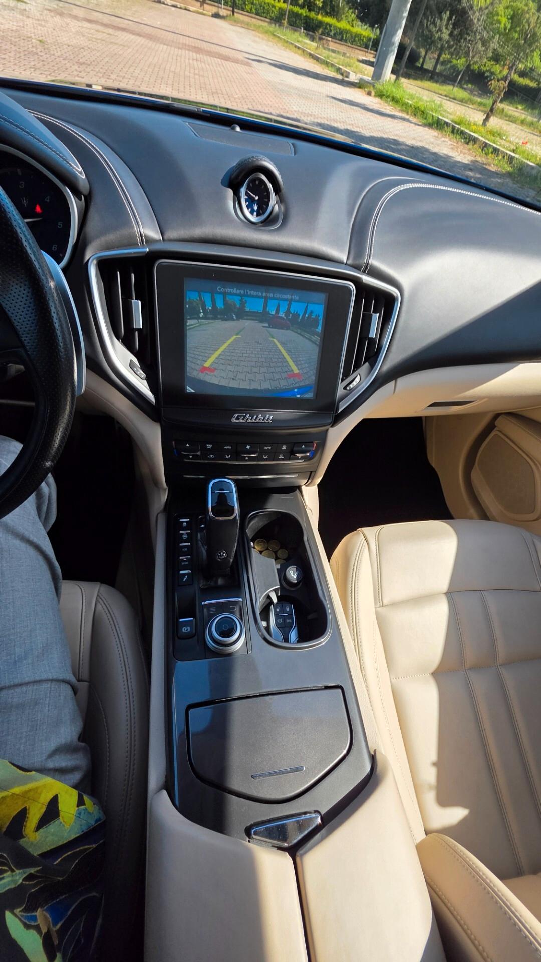Maserati Ghibli V6 Diesel 275 CV Gransport