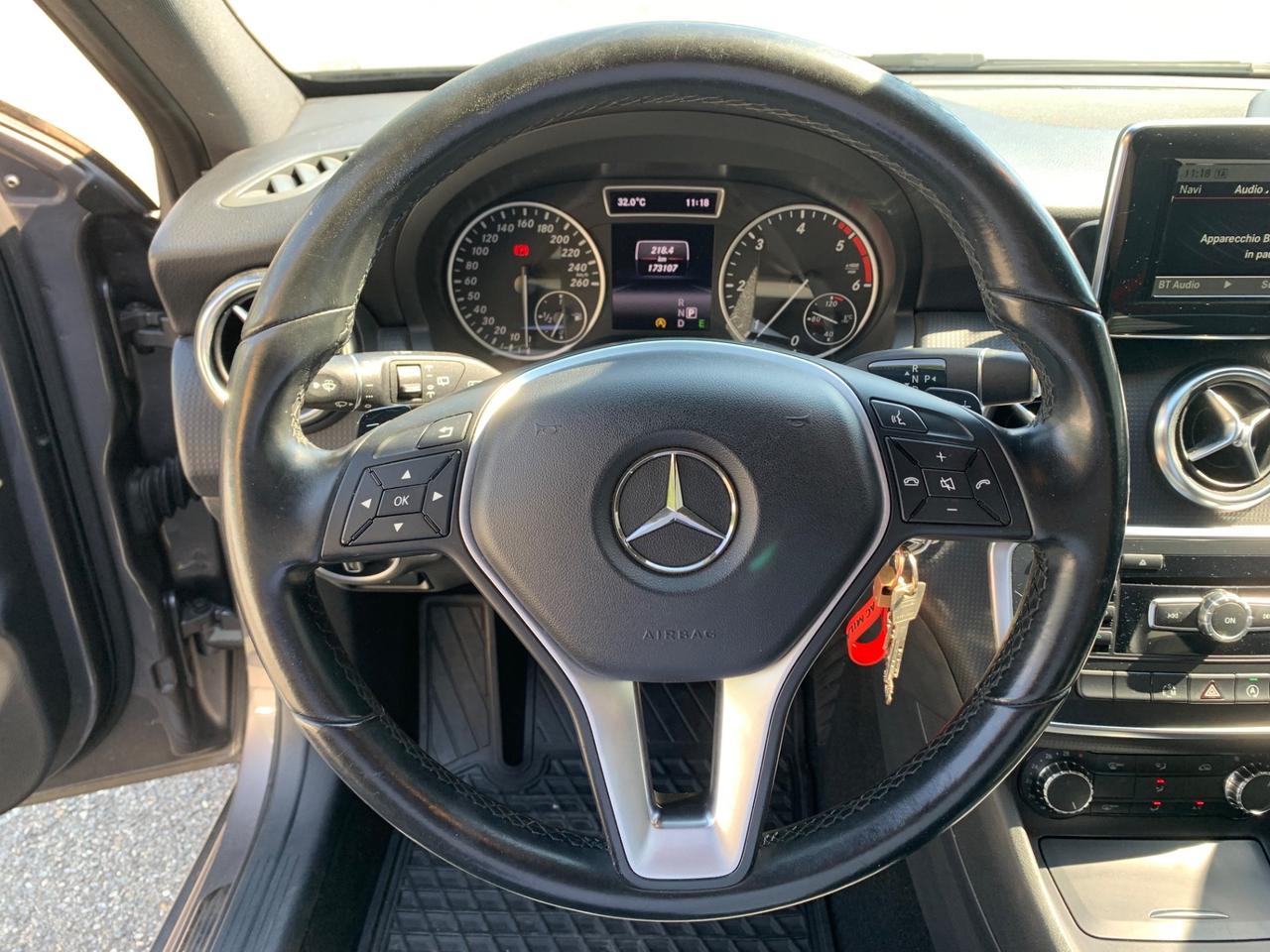 Mercedes-benz A 180 CDI Automatic Dark Night Edition
