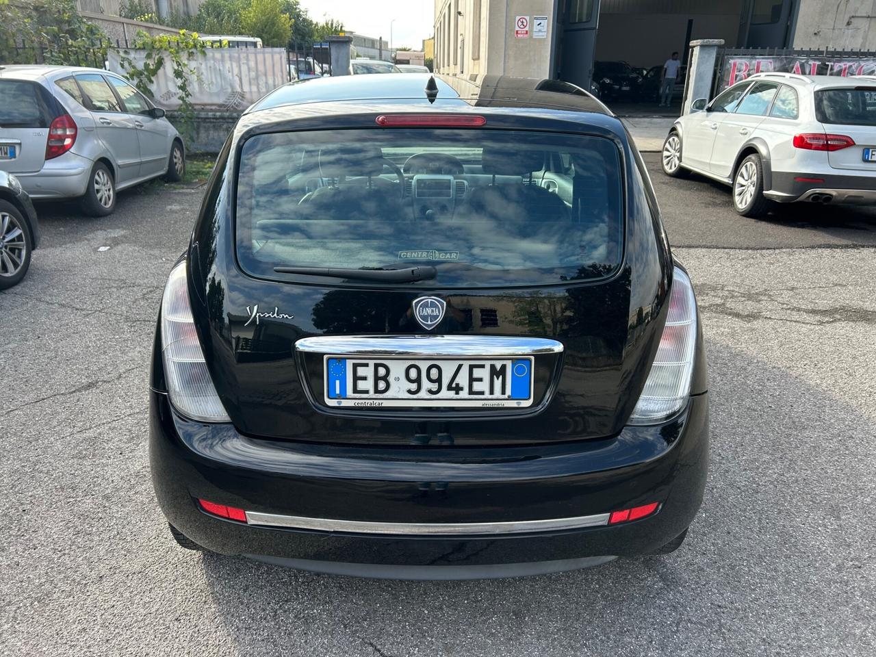 Lancia Ypsilon Elle guidabile da neopatentati