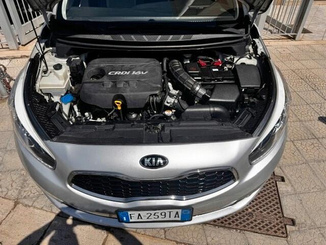 Kia Ceed cee'd 1.4 CRDi 5 porte Cool