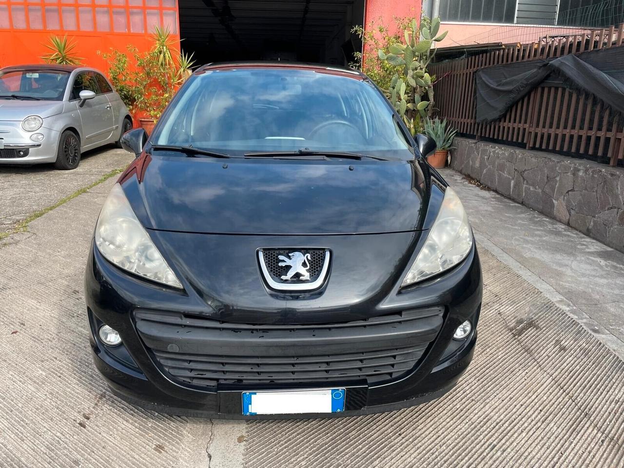 Peugeot 207 4 posti autocarro