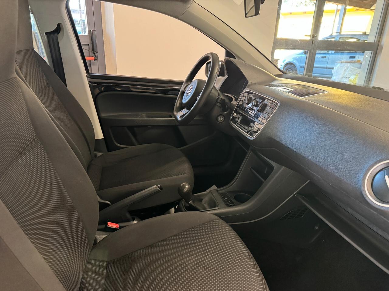 Volkswagen up! 1.0 5p. move NEOPATENTATI