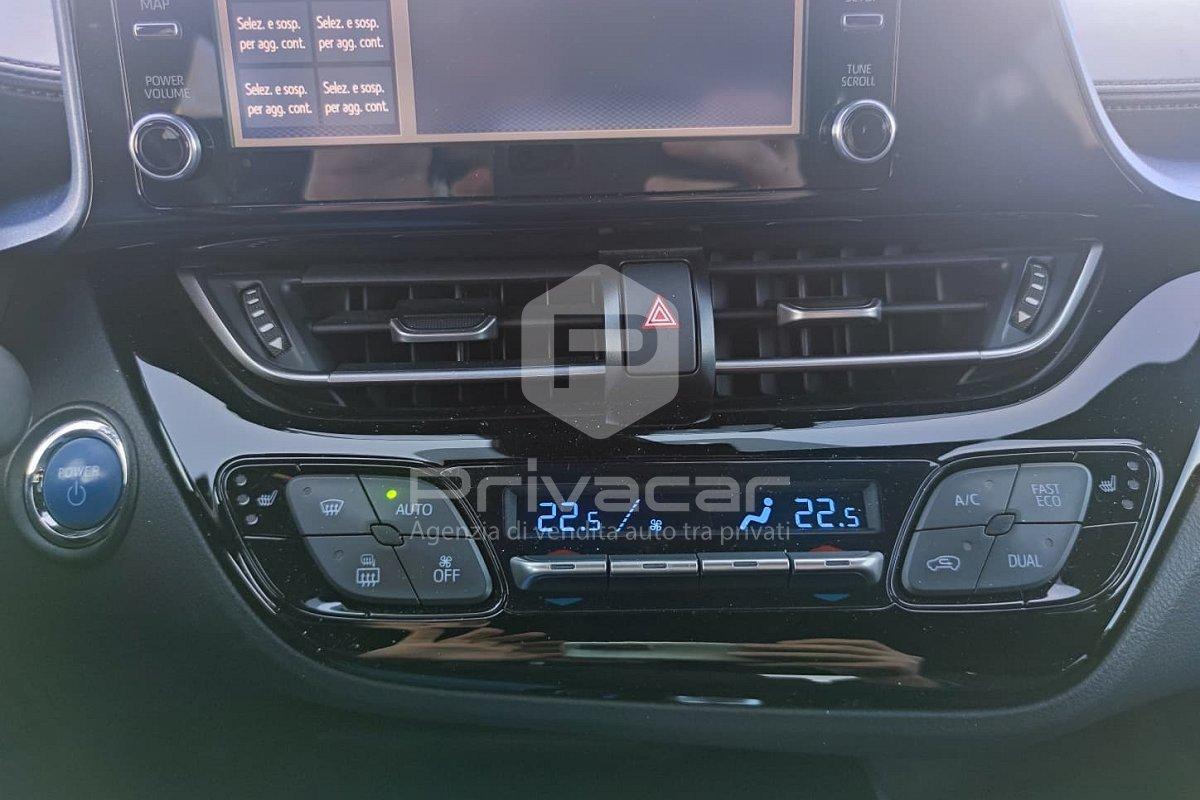 TOYOTA C-HR 2.0 Hybrid E-CVT Trend