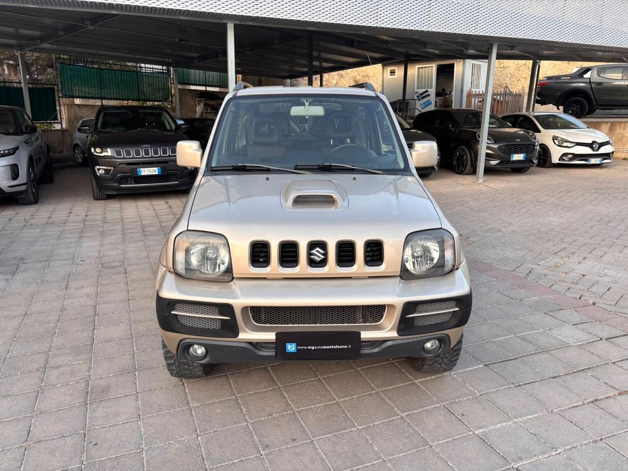 SUZUKI JIMNY