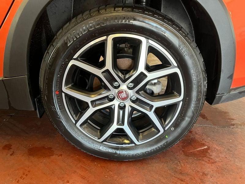 FIAT Tipo 1.5 Hybrid DCT 5 porte Cross