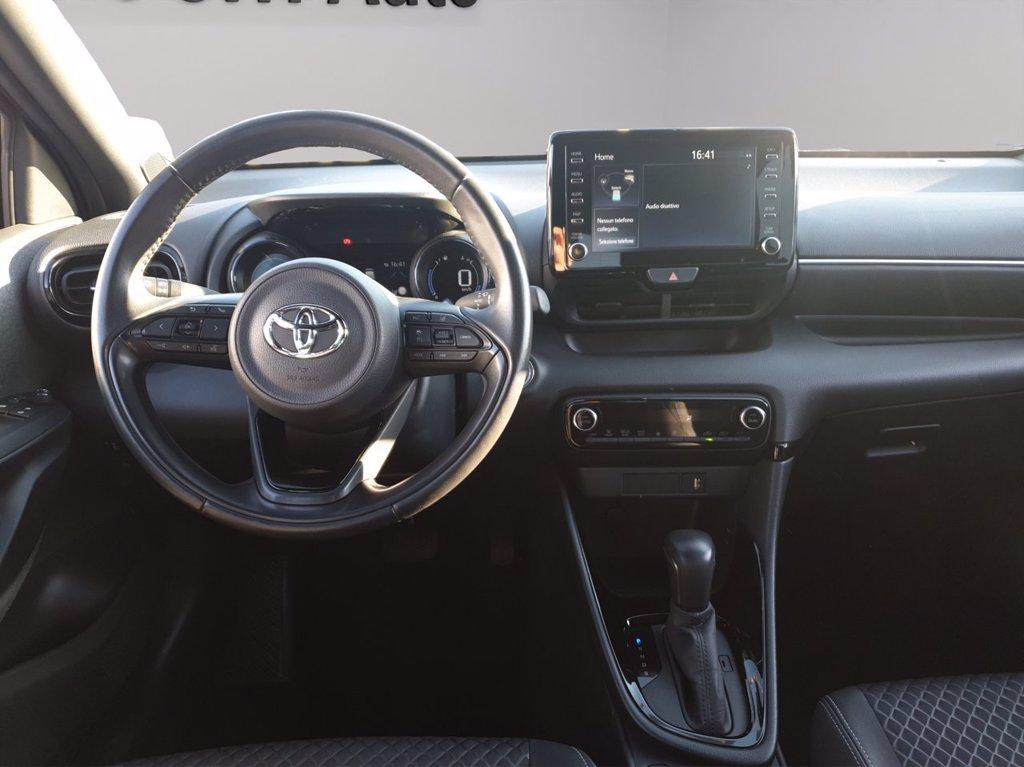 TOYOTA Yaris 1.5h style del 2021