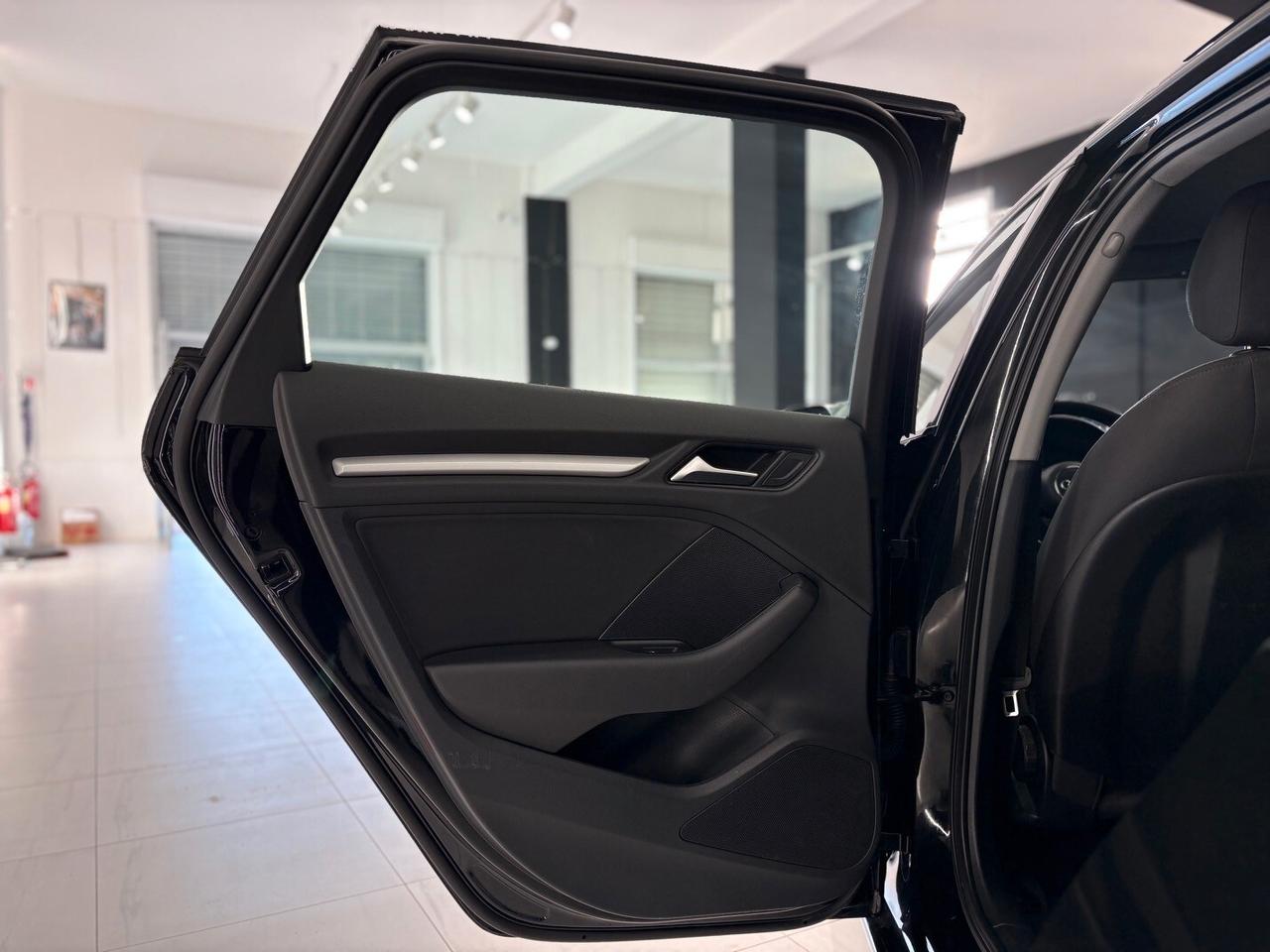 Audi A3 1.6 TDI 116 CV S tronic Business 2018