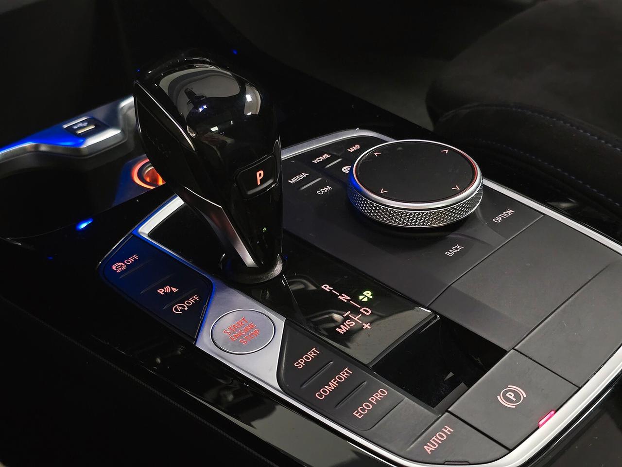 BMW 135 F40 M135i xDrive AKRAPOVIC_ALCANTARA_TETTO_LED BMW