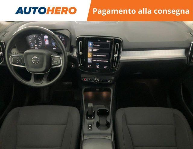 VOLVO XC40 T2 Momentum Pro