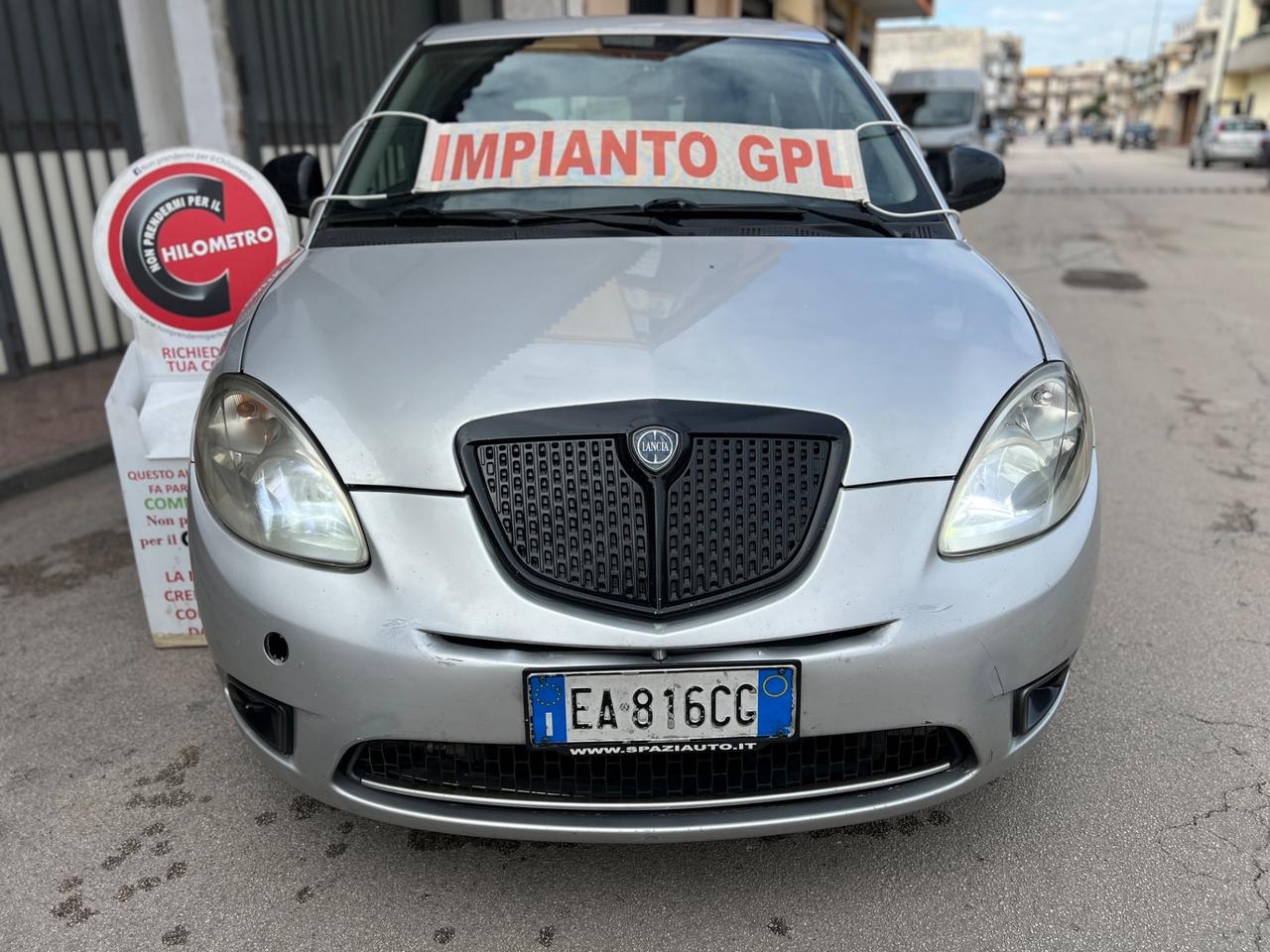 Lancia ypsilon 1.4 benzina/Gpl – 77CV 57 ke Anno 2010