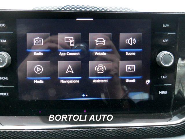 VOLKSWAGEN Polo 1.0 TSI 30.000 KM LIFE