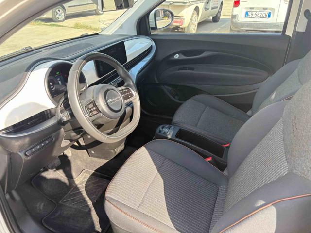 FIAT 500e Berlina 42 kWh Icon
