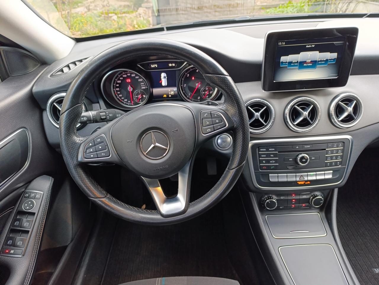 Mercedes-benz CLA 200d #GM