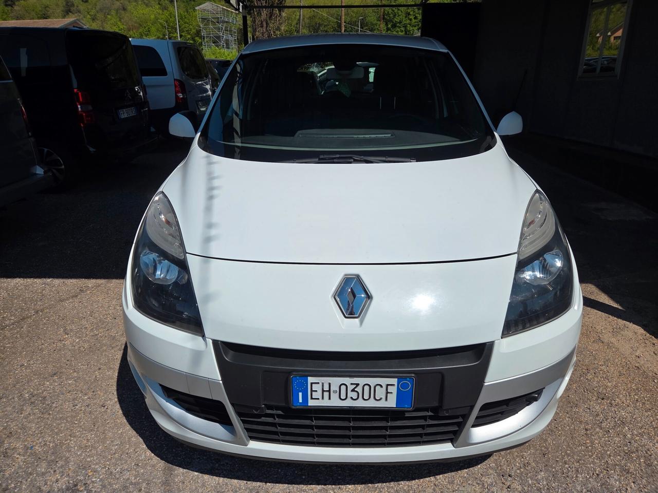Renault Scenic Scénic X-Mod 1.6 dCi 130CV Luxe