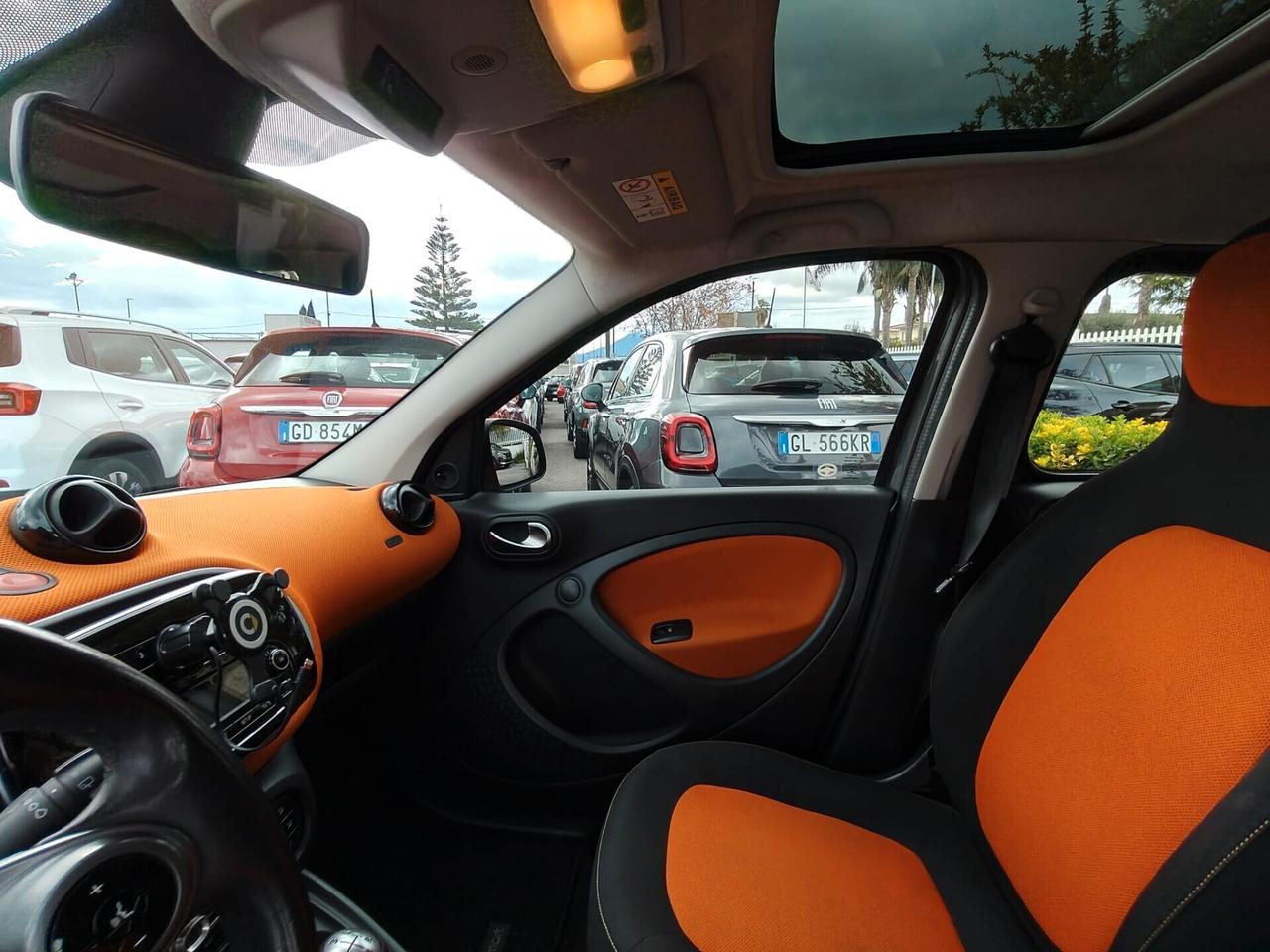 Smart Forfour Bi-Color Tetto SUPERFASHION 70 1.0 Youngster