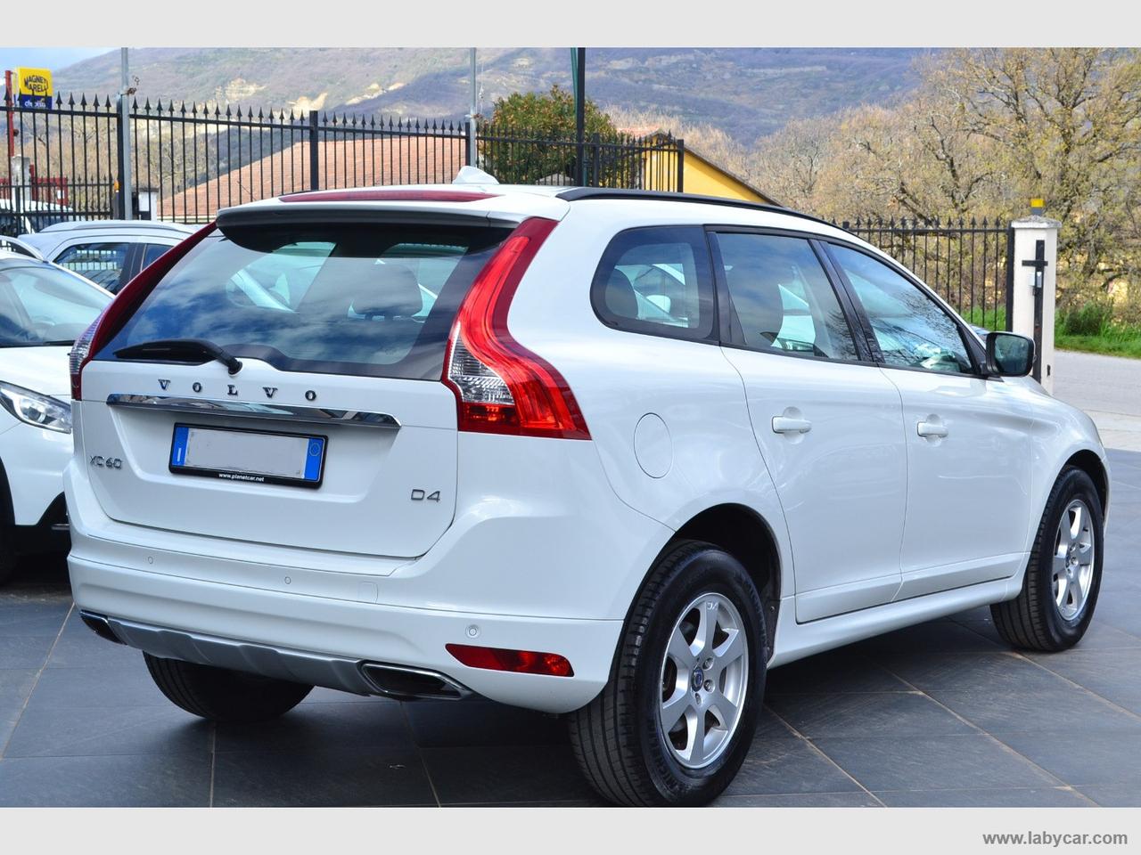 VOLVO XC60 D4 181CV