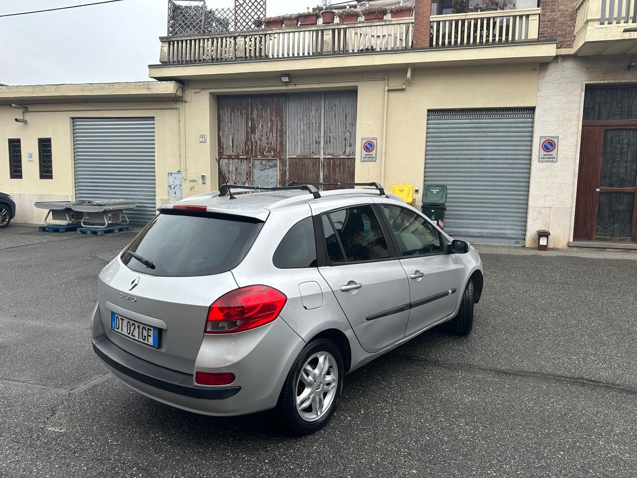 Renault Clio Storia 1.2 16V 5 porte Dynamique