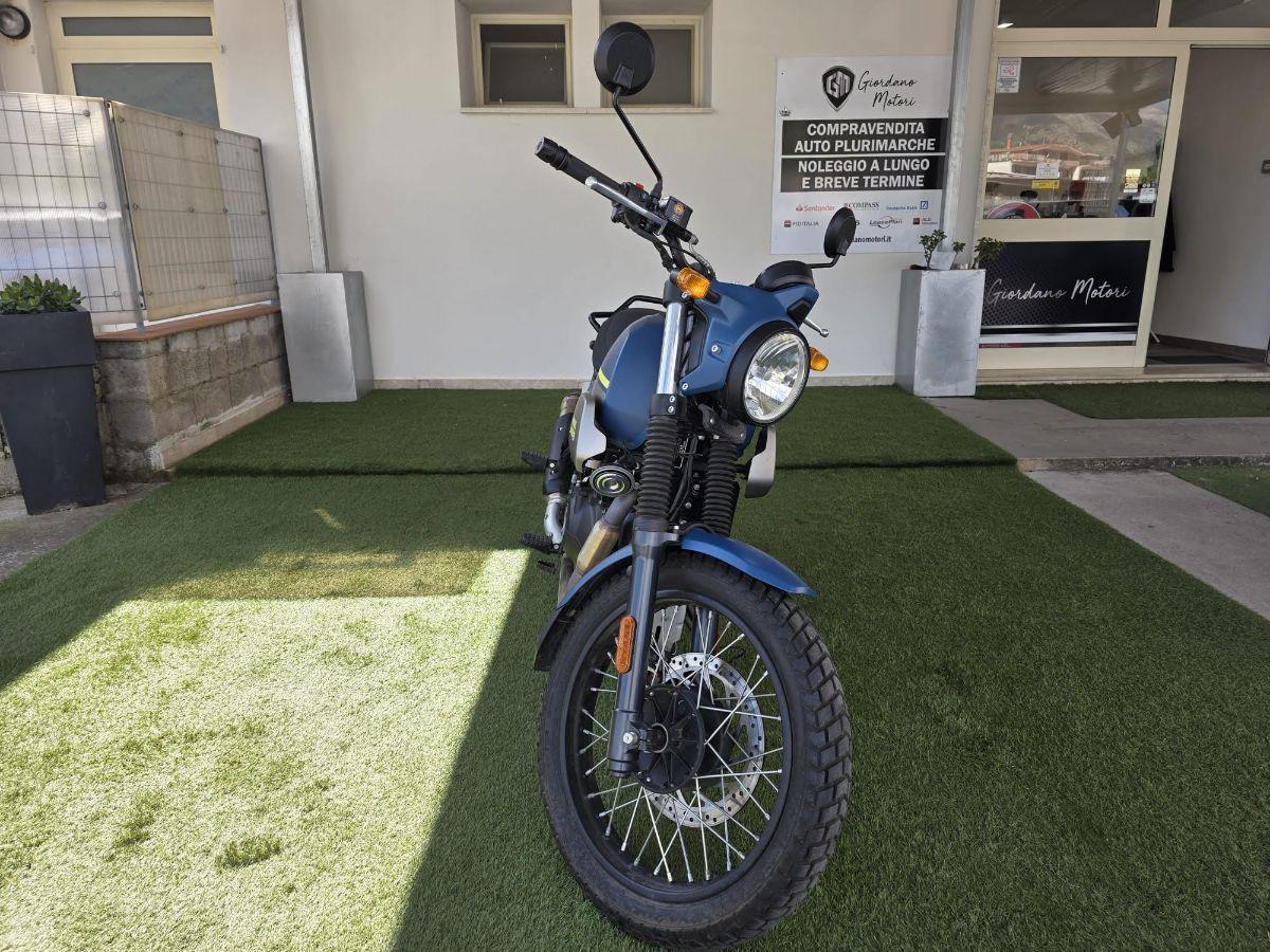 Royal Enfield - Himalayan 400 - Bicolor