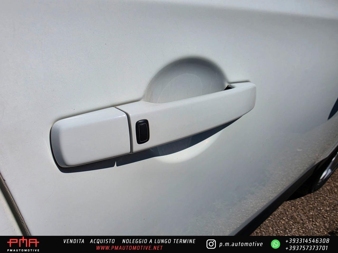 Nissan Qashqai 2.0 dCi DPF Tekna 7 posti