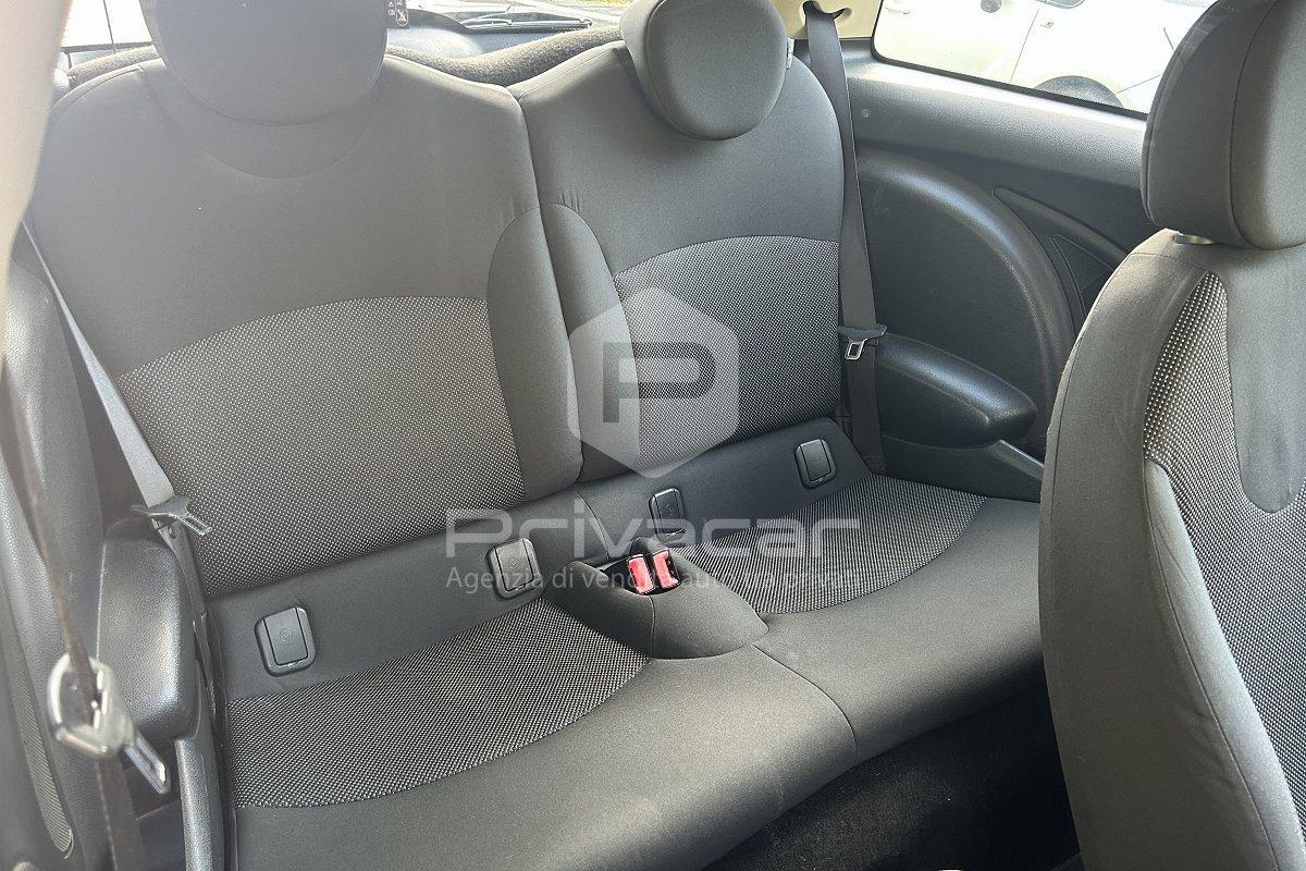 MINI Mini 1.6 16V One D