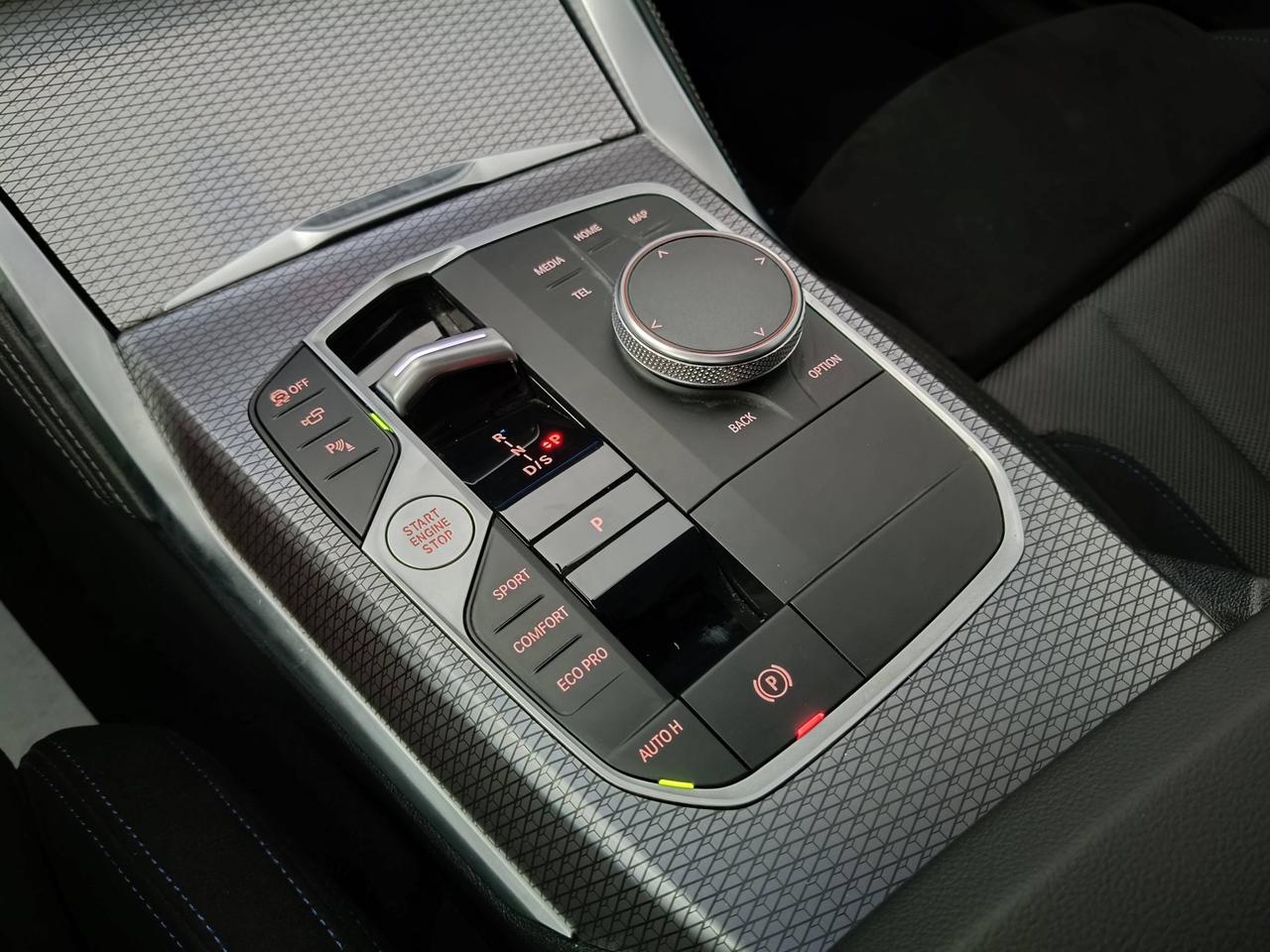 BMW Serie 4 G26 LCI 2024 Gran Coupe - 420d Gran Coupe mhev 48V xdrive MSport Pro auto