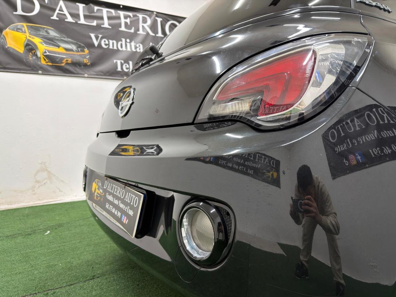Opel Adam 1.2 70 CV White-Black Link