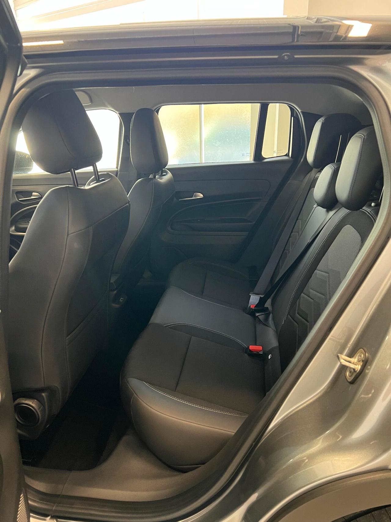 Jeep Avenger 1.2 Turbo 100 CV Summit