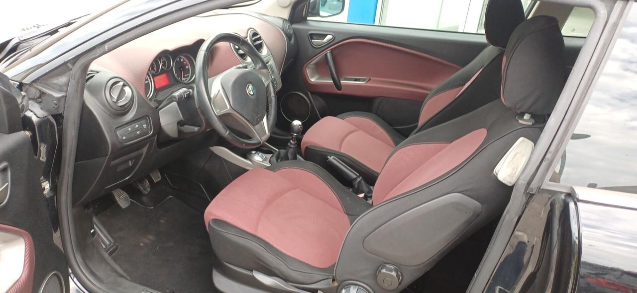 Alfa Romeo MiTo 1.4 105 CV M.air S&S Distinctive Sport Pack