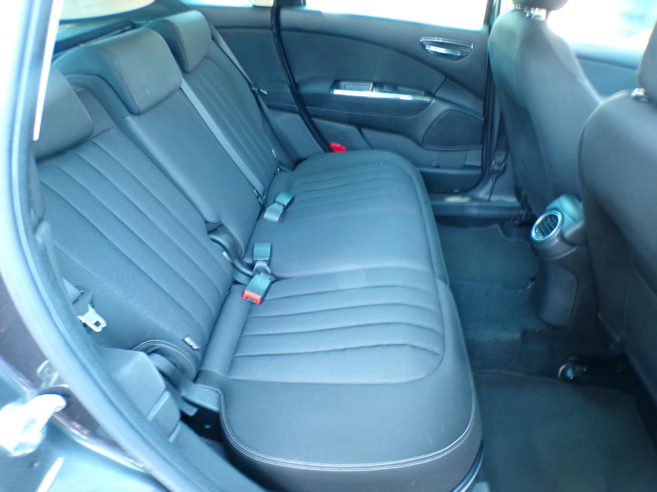 Lancia Delta 1.6 MJT DPF Silver