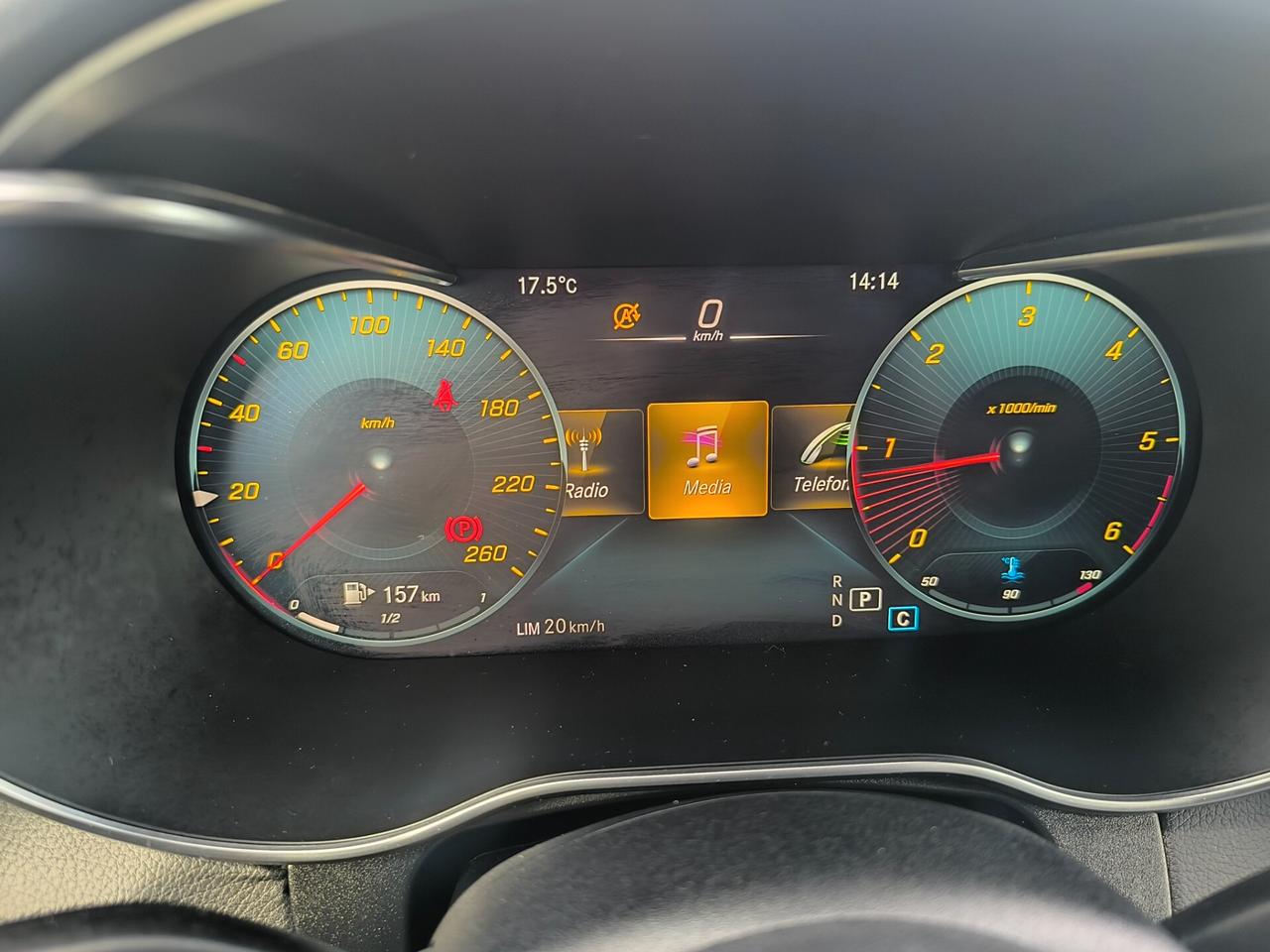 MERCEDES GLC 220 d 4MATIC COUPÉ PREMIUM AMG