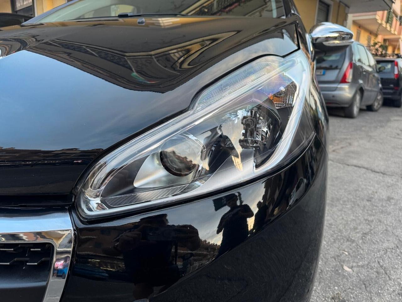 Peugeot 208 BlueHDi 100 S&S Allure Pack"Full Optional"