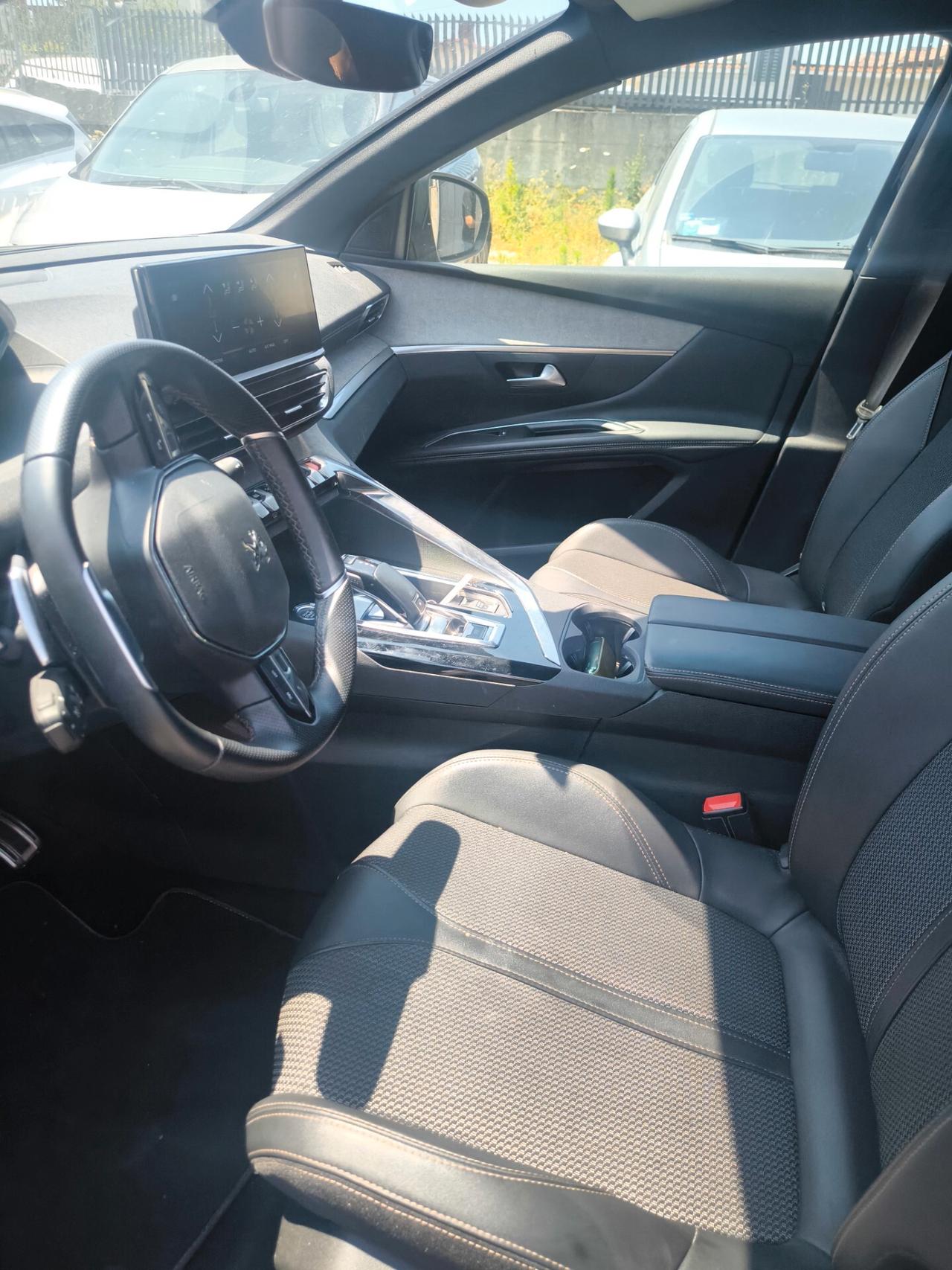 Peugeot 3008 PureTech Turbo 130 S&S GT pacchetto luci