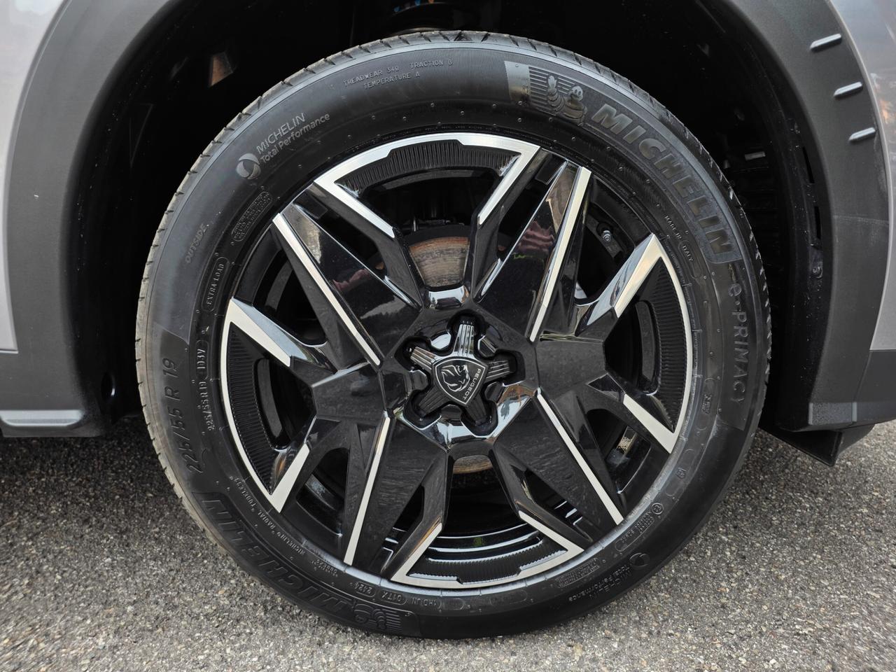 Peugeot 3008 1.2 Hybrid GT 145cv e-dcs6 / PREZZO REALE!