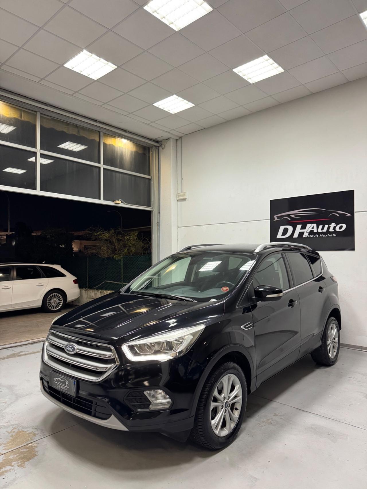 Ford Kuga 1.5 TDCI 120 CV S&S 2WD ST-Line
