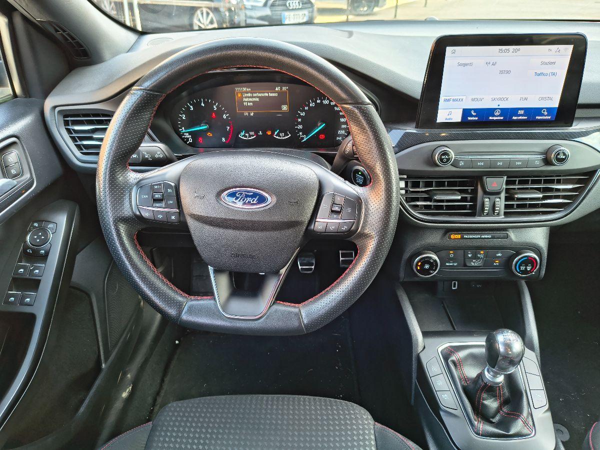 FORD - Focus - 1.0 EcoB. 125 S&S ST Line Bus.