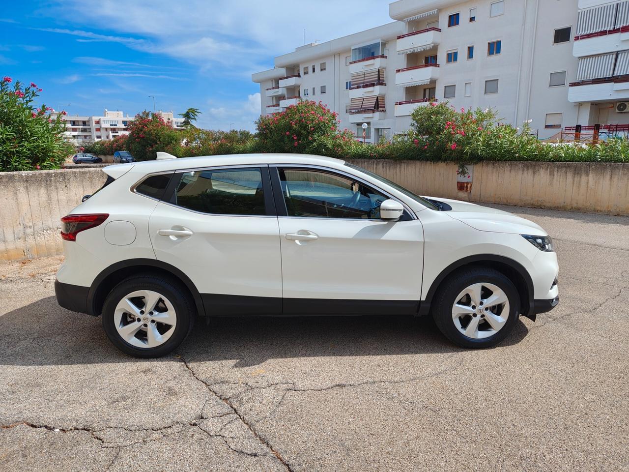 Nissan Qashqai 1.5 dCi 115 CV DCT Business