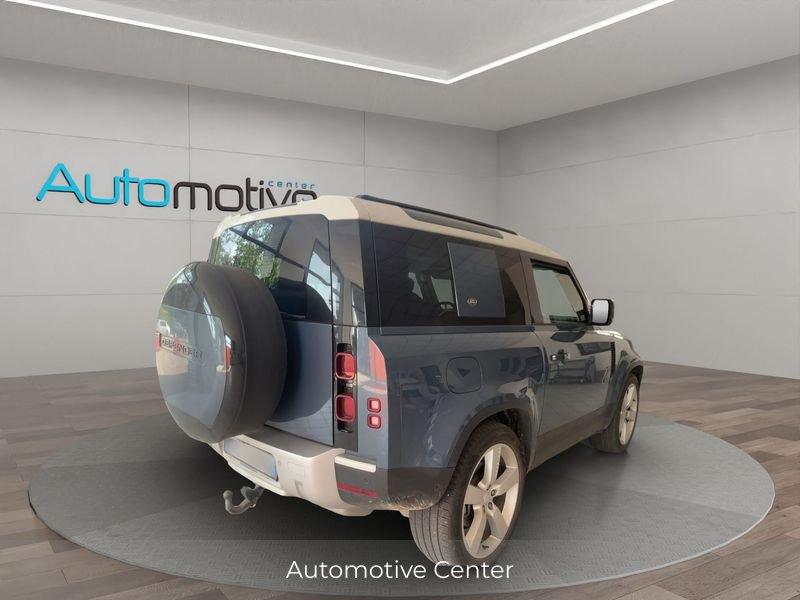 Land Rover Defender 3.0 D6 300 90 S AWD auto.