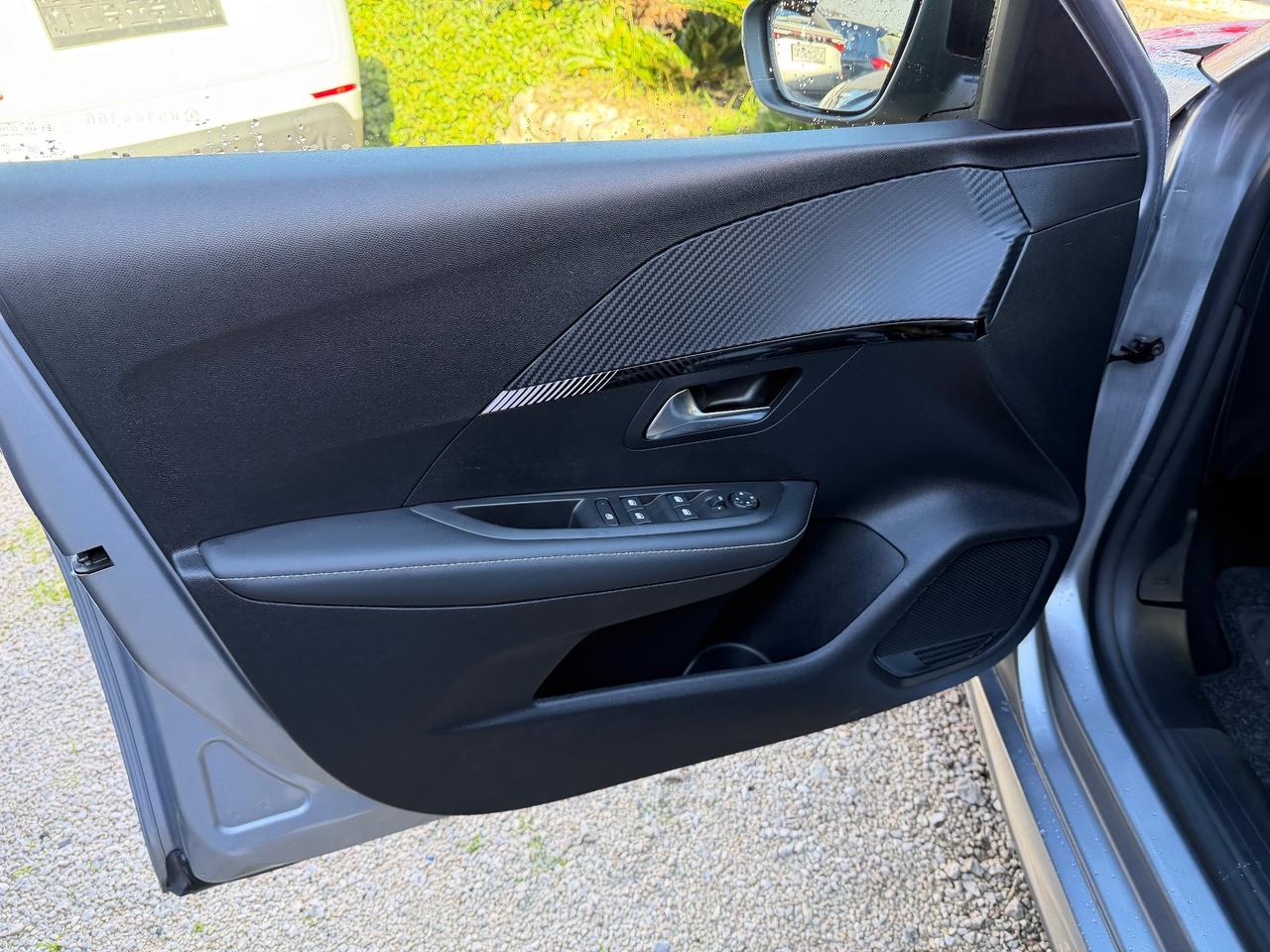 Peugeot 208 1.2 ALLURE 75CV GARANZIA PEUGEOT!