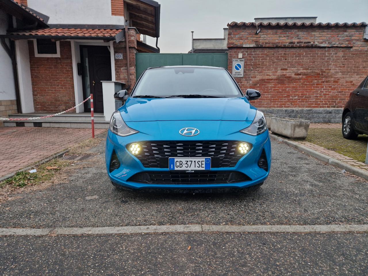 Hyundai i10 1.0 67CV "SOLO 27.700 km" Carplay, Telecam., ADAS