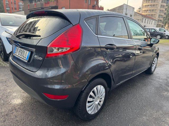 FORD Fiesta + 1.4 TDCi 68CV 5 porte