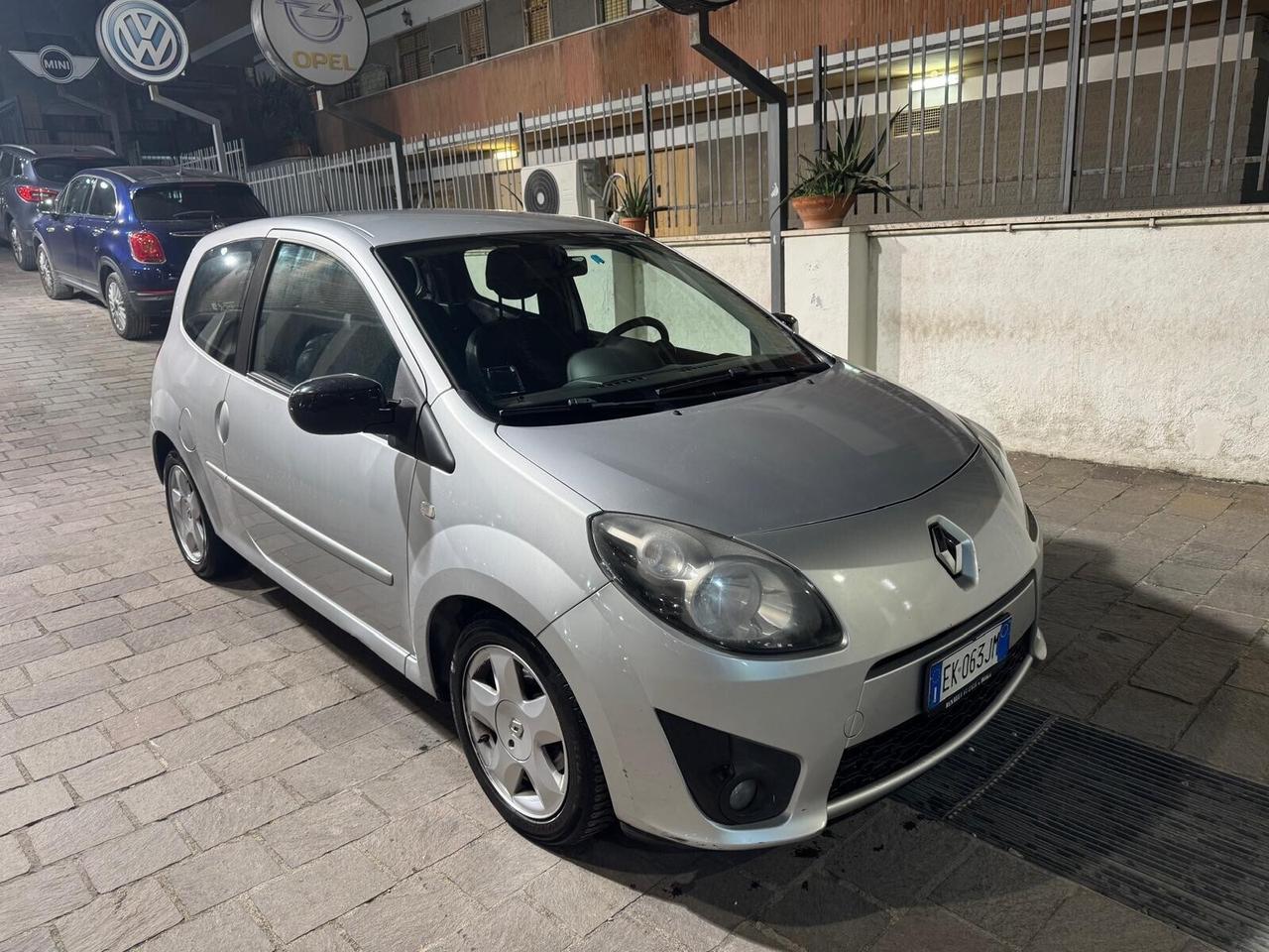 RENAULT Twingo 1.2 16V Dynamique