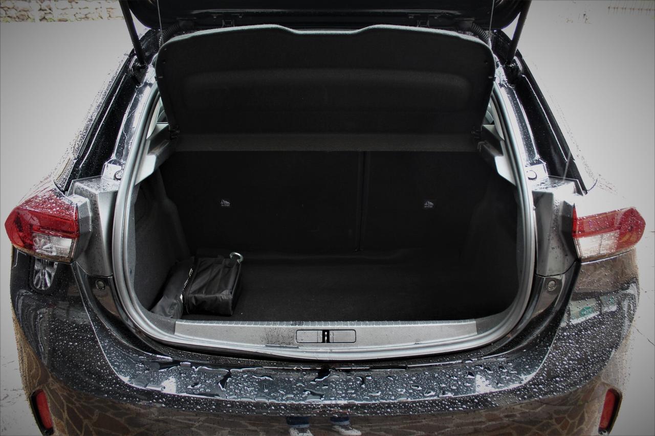 Opel Corsa 1.2 Edition Neopatentati