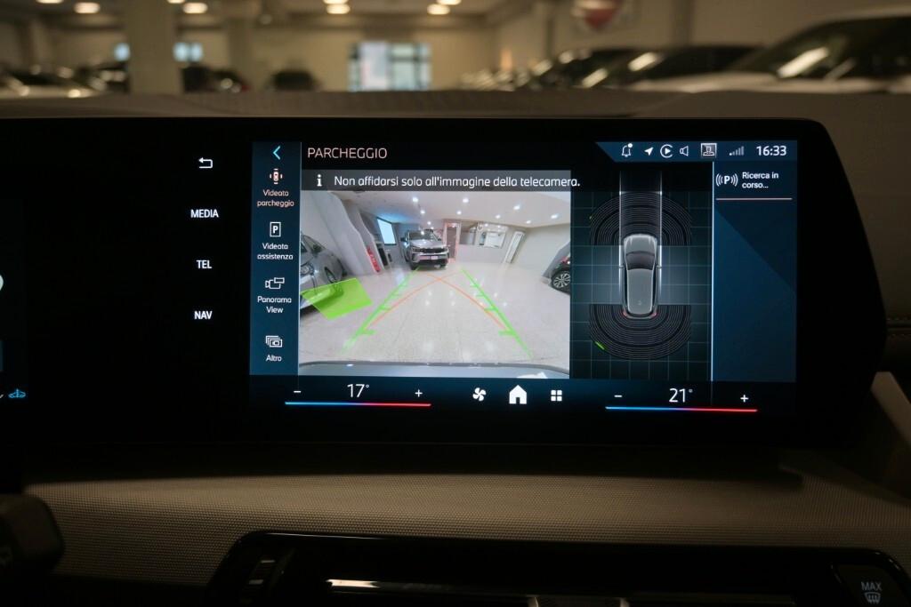 BMW 218D ACTIVE TOURER 136CV STEPTRONIC BUSINESS ( FARI LED - CURVED DISPLAY - AMBIENT LIGHTS - NAVI - MIRROR - PARK ASSISTANT - TELECAMERA POST. )