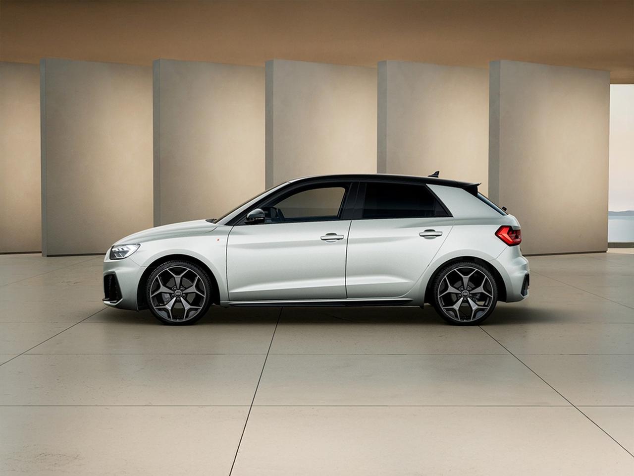Audi A1 sportback 30 1.0 tfsi identity black 116cv s-tronic