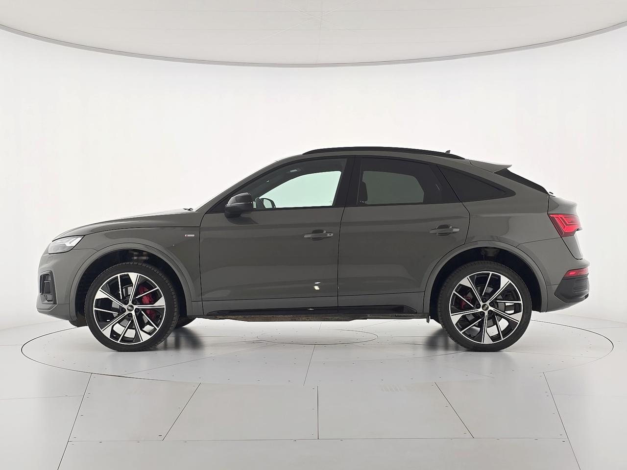 Audi Q5 sportback 40 2.0 tdi mhev 12v s line quattro s-tronic